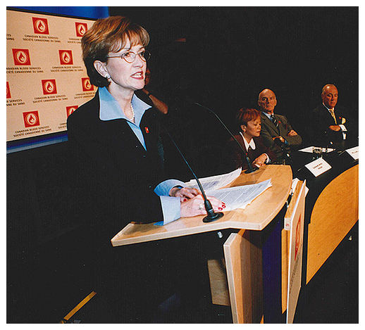 Lynda Cranston, chef de la direction de la Société canadienne du sang à sa création