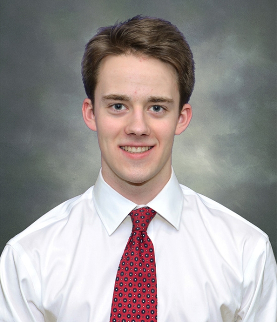 Headshot Erik Lamoureux